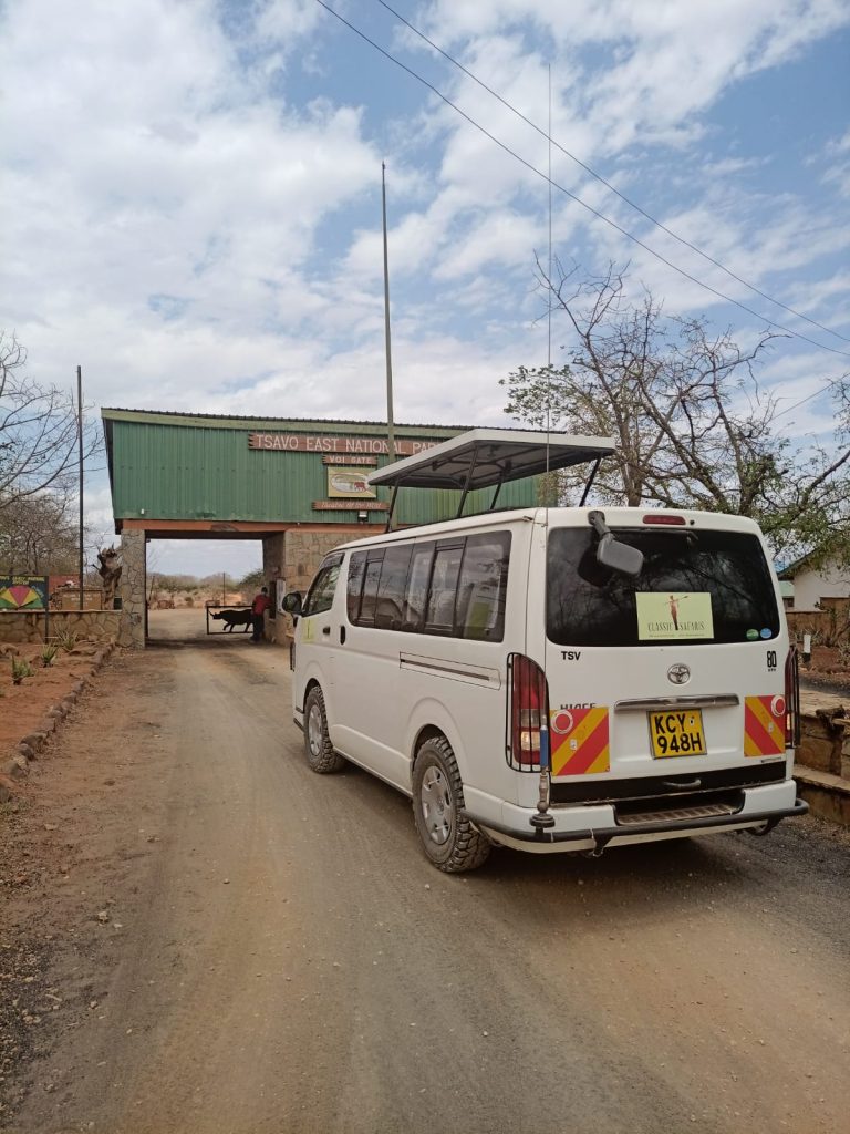 Voi Safari Lodge - Tsavo East National Park