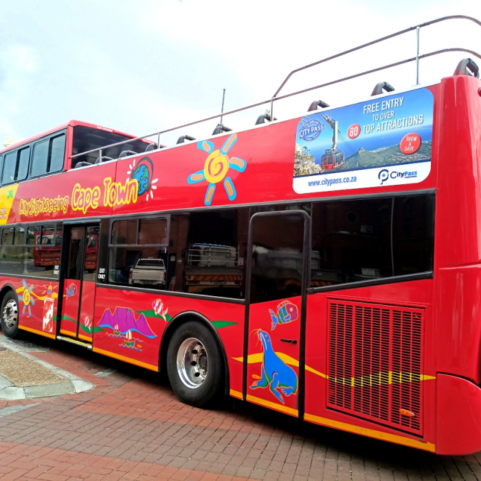 The hop-on hop-off sightseeing bus at cape town.