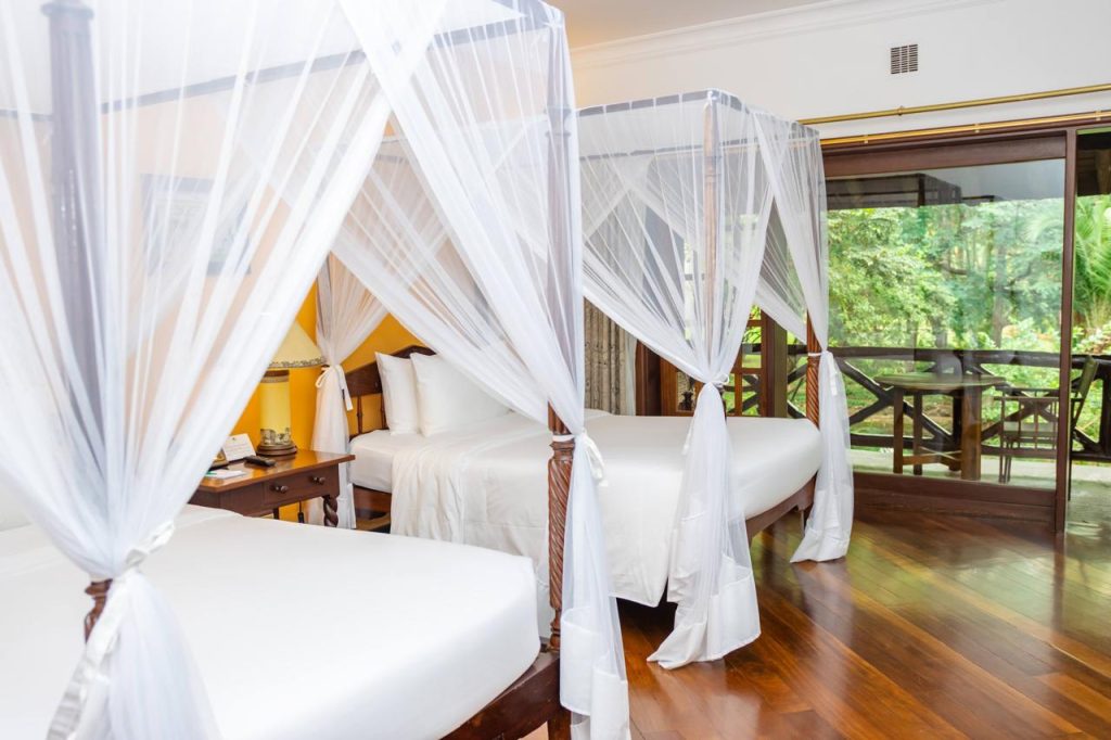 Safari Park Hotel & Casino