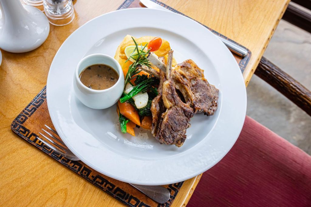 Safari Park Hotel & Casino